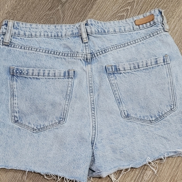 BLANKNYC Light The Way Skort, Size 29 - Picture 5 of 7